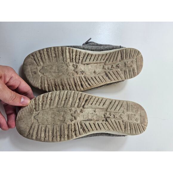 Hey dude wendy linen ladies 6 youth 5 stone grey pre owned condition casual - Picture 7 of 8